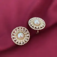 フラワー パール イヤリング ゴールド スワロフスキー 上品 華やか エレガント