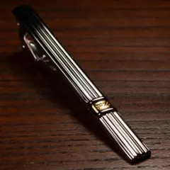 【ドイツ製ヴィンテージ】NINA RICCI シルバーストライプ ネクタイピンのサムネイル