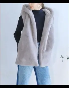 ★美品★ フード付きファーベスト モカ タグ付き