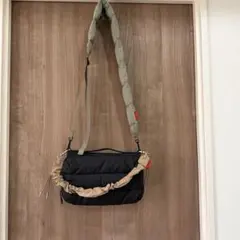 トポロジー　ボトルサコッシュ　ラージ　black puffer ストラップ2本