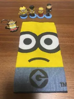 ミニオン ハンカチ＋チョコエッグ4体＋キーホルダー