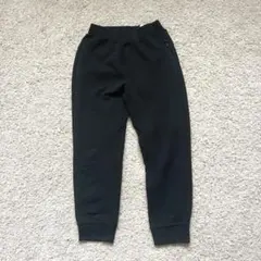 ユニクロ 黒 ドライスウェットパンツ 120