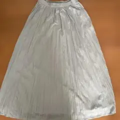 GU プリーツスカート