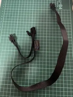 玄人志向　プラグイン　PCIEケーブル