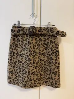 ヒョウ柄　タイトスカート　ミニスカート　ベルト付き　Mサイズ　C•O•L•Z•A