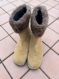 ベージュ ファー付きムートンブーツ　　NICO COLLCTION