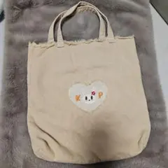 ウサギの刺繍トートバッグ