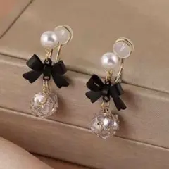 パールイヤリング　リボン