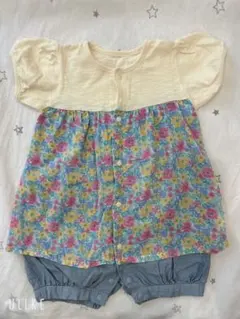 半袖　フラワープリント ロンパース　70