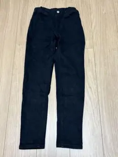 GUキッズ黒スリムフィットボトムス１４０センチ