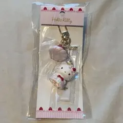 サンリオ いちごホイップケーキ キーホルダー　キティ