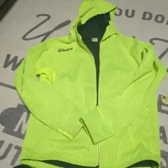ATHLETA メンズフード付きメッシュ柄ジャケット 蛍光イエロー　Oサイズ