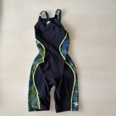 O 新品 speedo 練習水着 ENDURANCE カップ付 伸縮 長持ち - メルカリ