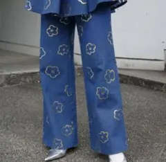 POPPY SILVER FLOWER DENIM PANTS - メルカリ