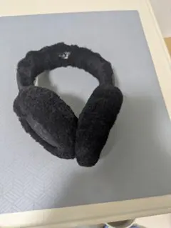 UGG イヤーマフ ブラックのサムネイル
