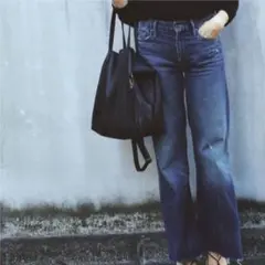 Item thumbnail for item 25f7241c-03d1-43a9-971e-7f8d43a954db