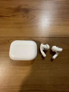 30Apple AirPods Pro 本体 ホワイト　第一世代