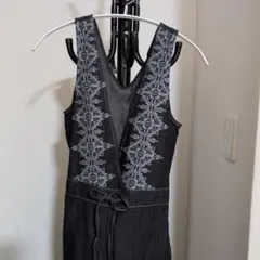 titivate　ブラックデニム風 サロペット