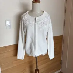 ホワイト 花柄刺繍 ジップアップカーディガンのサムネイル