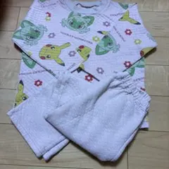 ポケットモンスター パジャマ 130cm キルトパジャマ　ニャオハ　ピカチュウ