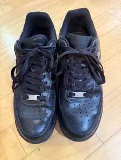 Nike Air Force 1 ブラック スニーカー