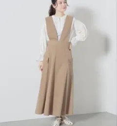 タグ付き未使用 BEAMS HEART サス付フレアジャンパースカートMベージュのサムネイル