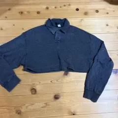 グレー クロップドポロシャツ 長袖
