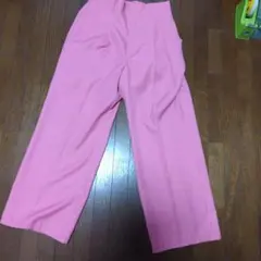 GU ピンク ワイドパンツ