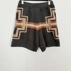 Item thumbnail for item 06997790-b0f5-49eb-8065-dd16f17f1848