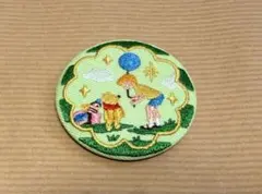 Disney Characters 刺繍缶バッジ くまのプーさん