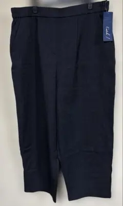 ストレートパンツ 黒