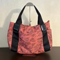 美品　限定色イアパピヨネ　樹脂パーツバッグ　レオパードのサムネイル