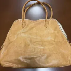ベージュ レザー バック　本革