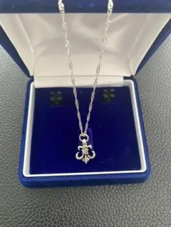 シルバー アンカー型ペンダント ネックレス
