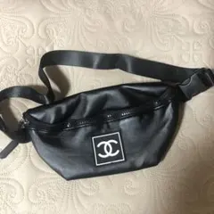 CHANEL ボディバック ノベルティ