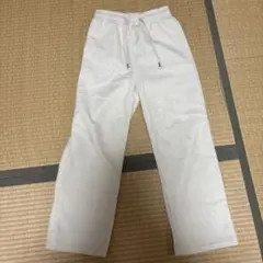 ホワイトリブ編みジョガーパンツ