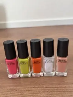 ネイルホリック NAIL HOLIC ネイルカラーセットのサムネイル