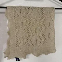 Ray BEAMS レース編みニットストール 正方形モヘア風ベージュ