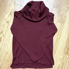 ☆INGNI☆ワインレッド　タートルネックトップス M