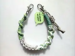 パラコード　スマホストラップ　チャーム