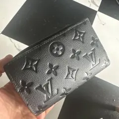 Louis Vuitton 真贋未確認の為格安で出品ブラック二つ折り財布