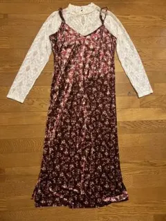 美品　as know as PINKY 花柄ワンピ&レーストップス