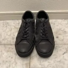 コラボ スニーカー