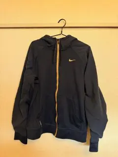 NIKE THERMA-FIT ジップアップパーカー