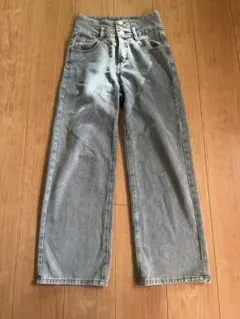ハイウエストライトブルーデニムパンツ⬛︎Sサイズ