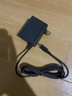 【美品】Nintendo Switch 充電器 ACアダプター 純正　未使用
