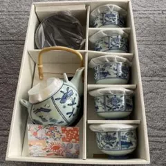 有田焼 急須と茶碗セット 青白磁 花模様