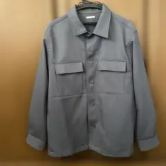 guダブルポケットグレー シャツ