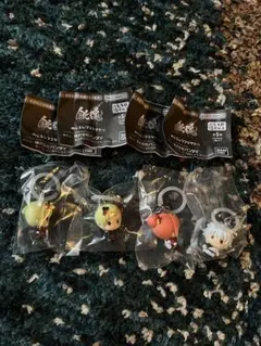 劇場版銀魂吉原大炎上 めじるしアクセサリー 坂田銀時　神楽　月詠　ミニブック付き