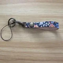リバティ　ストラップ キーホルダー